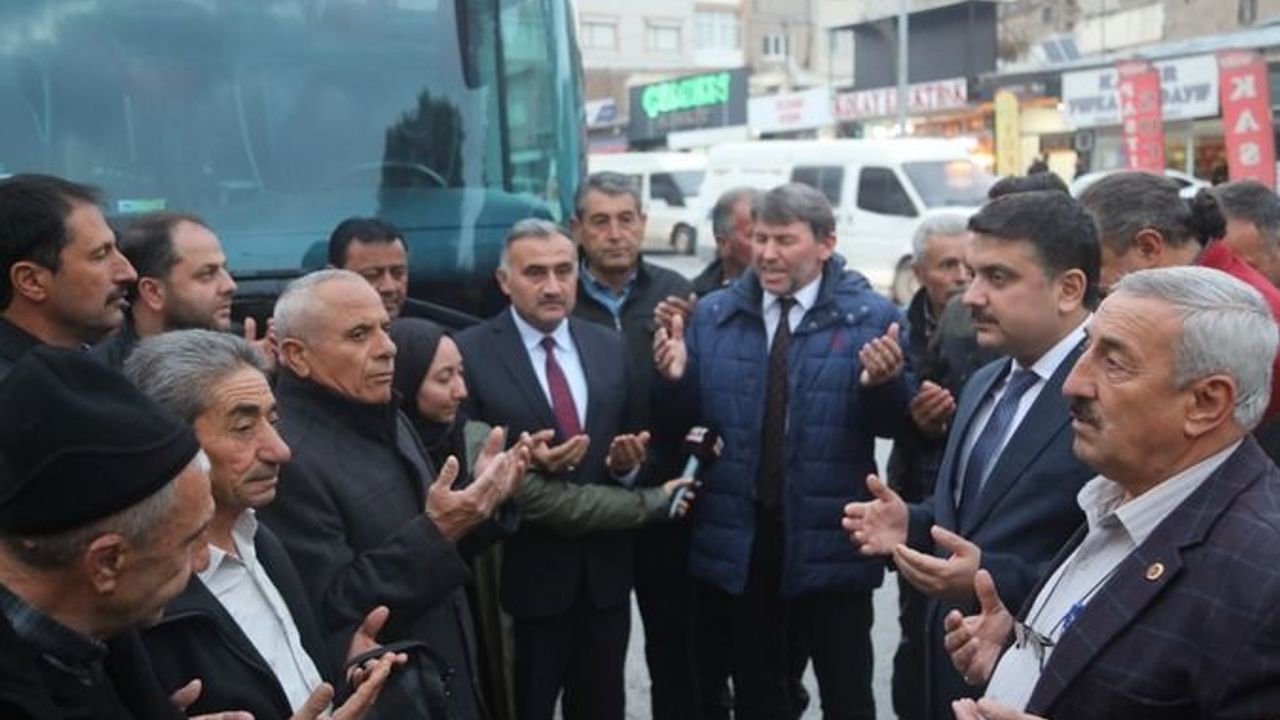 MUHTARLAR ECDAD YOLUNDA