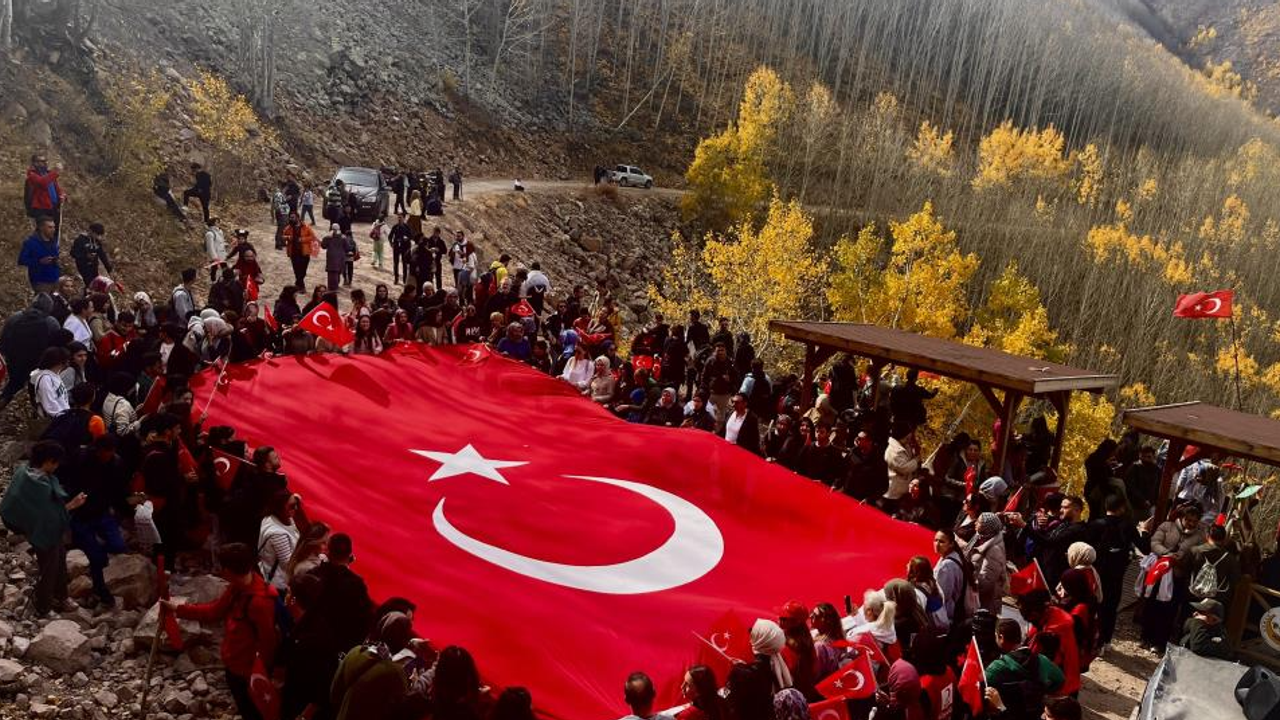 Cumhuriyet coşkusu Ortaseki’de doğayla buluştu