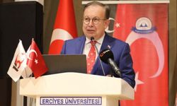 ERÜ’DE KONFERANS DÜZENLENDİ