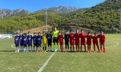 YOUTH CUP TURNUVASINDA 3. OLDU