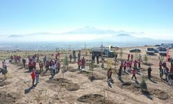 KOCASİNAN, KIZILAY HAFTASI’NI AĞAÇLARLA TAÇLANDIRDI