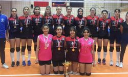 MİNEL NEFİN ÖZEN U17 MİLLİ TAKIM KAMPINA DAVET EDİLDİ