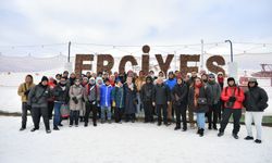 Başkan Erciyes'ten poz verdi