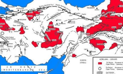 Kızı annesinden şikayetçi oldu