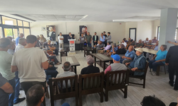 Başkan çiftleri yalnız bırakmadı
