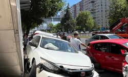 Araçları pert eden kaza