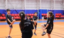 Talas’ta Badminton Heyecanı Sürüyor