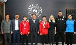 Balkan Şampiyonu Güreşçiler Kabakcı ile Bir Araya Geldi