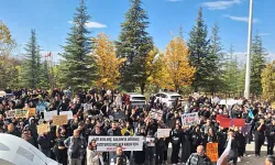 Kayseri Erciyes Üniversitesi’nde Öğrenciler Şok C*nayeti Protesto Etti