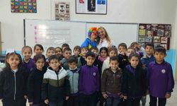 İşitme tarama testleri kahkaha eşliğinde devam ediyor