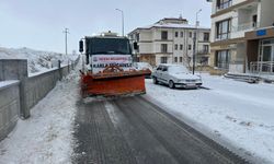 İncesu’da yeni yıla karla mücadele mesaisi devam ediyor