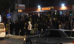 Fenerbahçeli taraftarlardan Süper Kupa sevinci