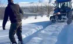 Traktör arkasında kayak keyfi