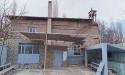 Minaresiz cami görenleri şaşırtıyor