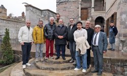 Zafer Algöz'den Sahaflar Çarşısı'na tam not