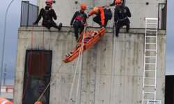 Kayseri AFAD ve OSB İtfaiyesi'nden Nefes Kesen Kurtarma Eğitimi
