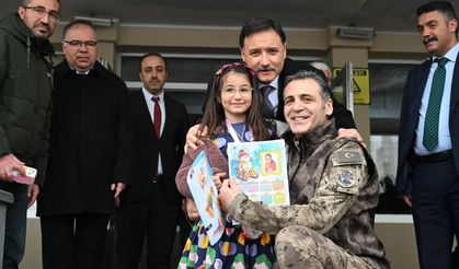 Protokol Öğrencilerle Bir Araya Geldi