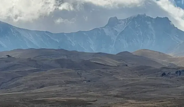 Kayseri'ye yağan kar bölgeyi üşüttü!