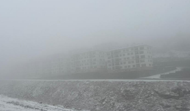 Kayseri’de Kar ve Sis, Soğuk Hava Etkisini Gösteriyor