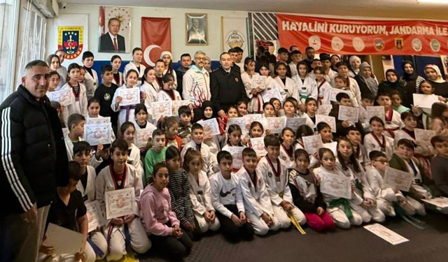 Jandarma ERVA Spor Okulu Kuşak Bağlama etkinliği yapıldı