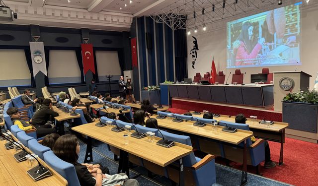 Kayseri Büyükşehir Belediyesi Öğrencileri Ağırladı