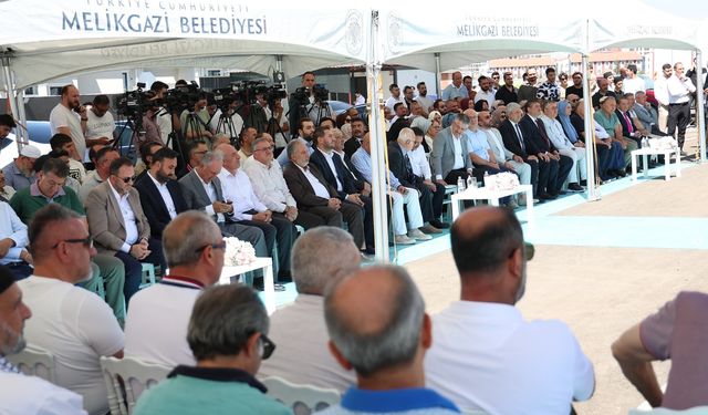 Kayseri Erenköy’de Ali Erkara Cami Açıldı
