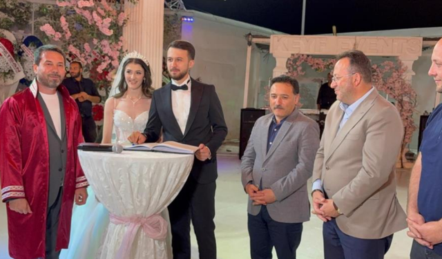 Karataş ile Güngör dünya evine girdi