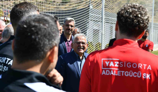 Büyükkılıç: “Kayseri Spor Altyapısıyla Örnek Şehir”