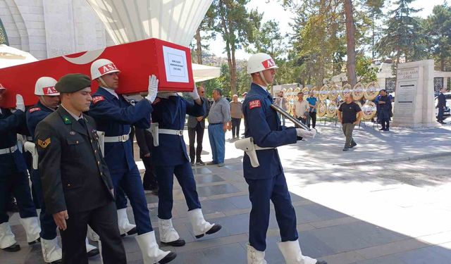 Kayseri’nin Gururu Kore Gazisi Mükremin Erturan, Son Yolculuğuna Uğurlandı