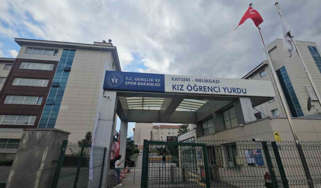 İş adamı evinde *lü bulundu