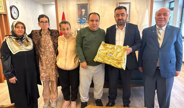 Kayseri’de Özel Gereksinimli Öğrencilerden İl Müftüsü Ayvaz’a Ziyaret