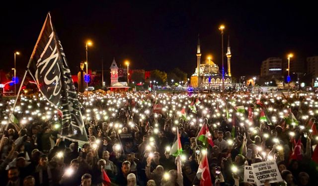 İl Müftüsü Ayvaz, “Kararlılık Yürüyüşü”ne katıldı