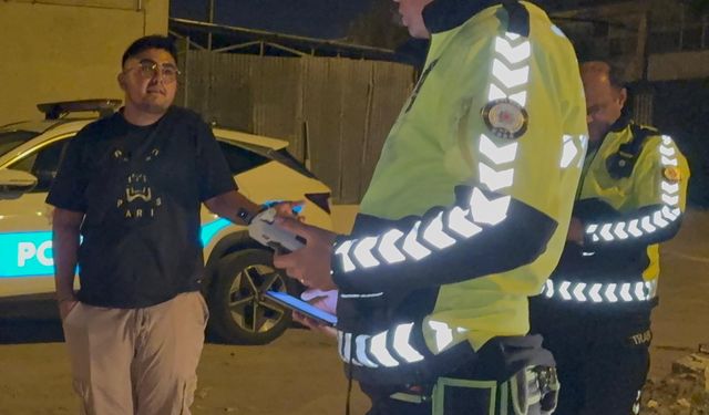 Plakasız trafiğe çıkan sürücü ‘dur' ihtarına uymadı!