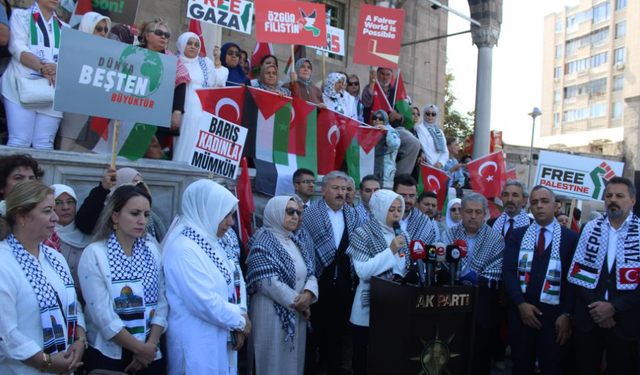 Gazze için zincir oluşturdular