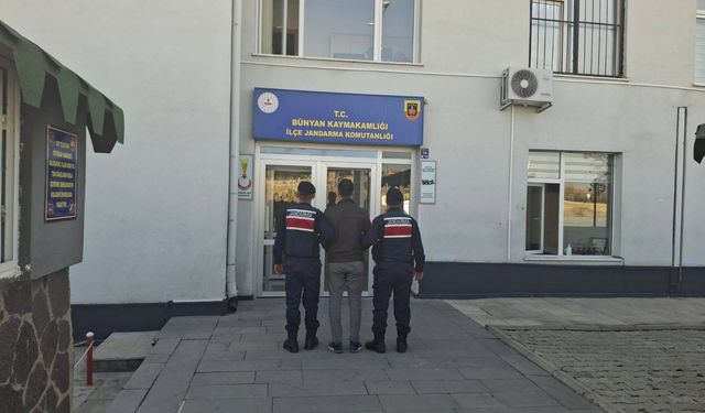 Aranması bulunan FETÖ üyesi yakalandı