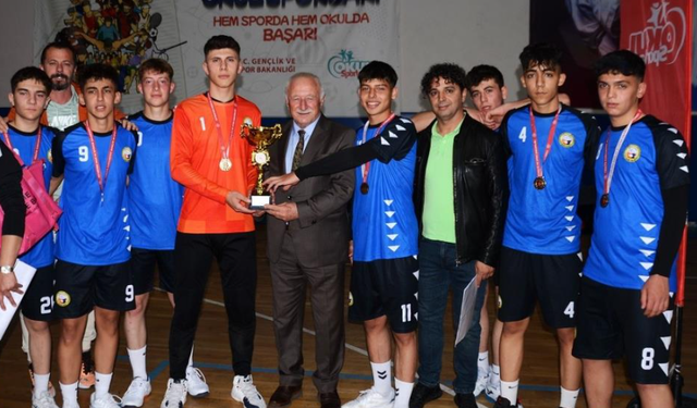 Okullar arası müsabakalar sona erdi