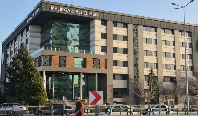 8 iş yerini 3 yıllığına kiraya verecek!