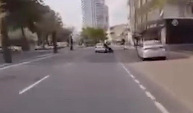 Hatalı şerit değiştirdi, kazaya sebep oldu