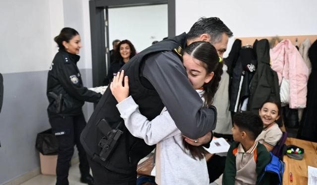 Şehit Polisin Kızına Doğum Günü sürpriz!