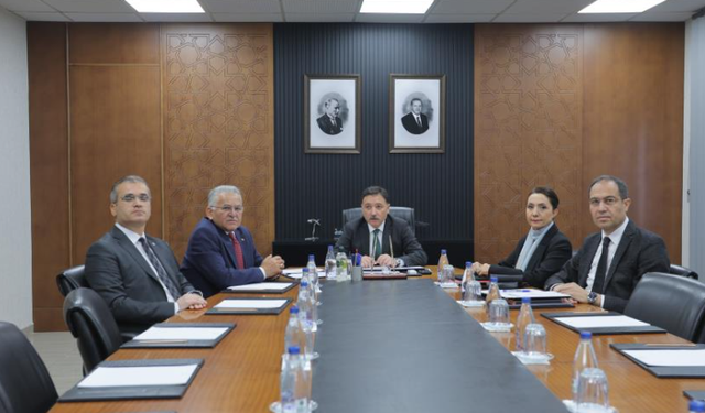 Alzheimer Aktif Yaşam Merkezi için protokol imzalandı