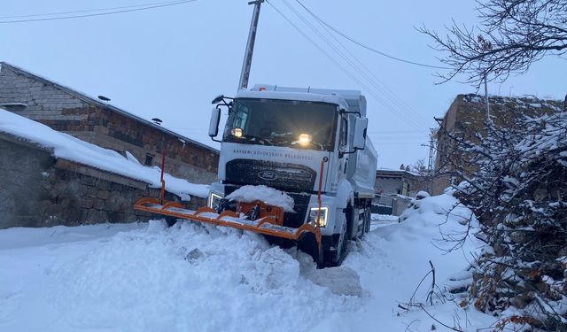 6 saatte 285 mahalle yolu daha ulaşıma açıldı