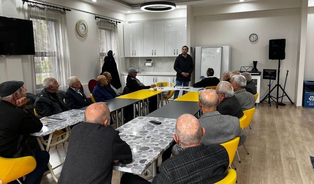 Kayseri’de Yaşlılara Dijital Okuryazarlık Eğitimi!