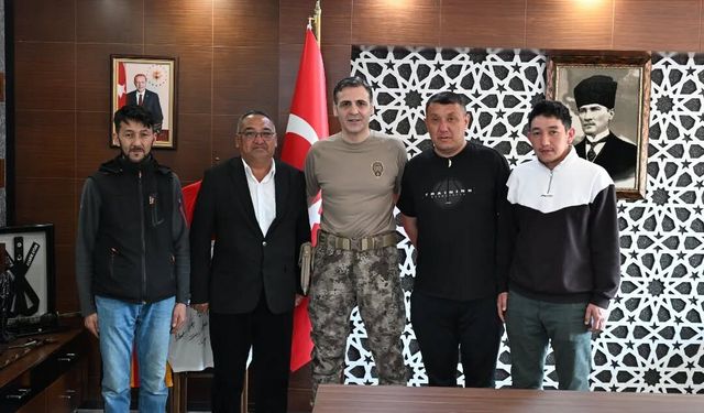 Van Heyeti İl Emniyet Müdürü Aydın’la Bir Araya Geldi