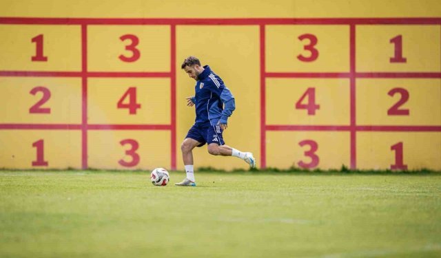 Gözler Zorlu Randevuda!