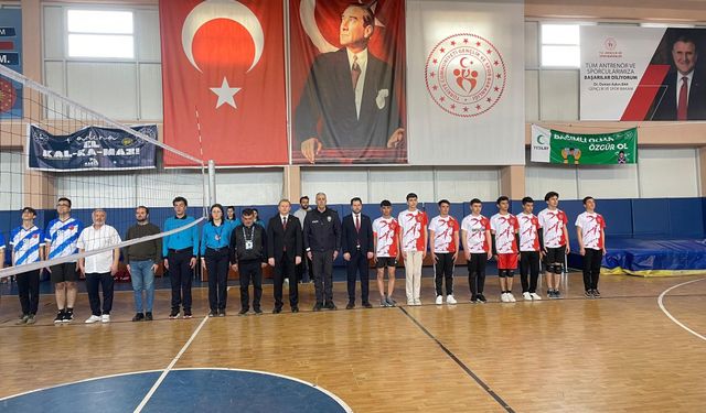 2. Küme Voleybol Müsabakaları tamamlandı