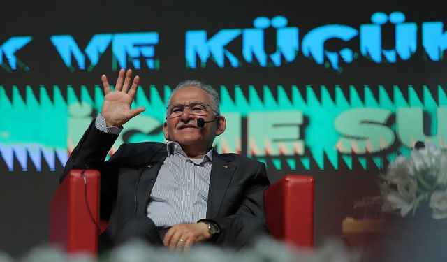 Büyükkılıç, Kayseri Üniversitesi’nde gençlerle buluştu