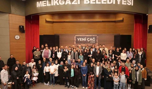 Bölgenin Gururu Mektep Melikgazi’den Dev Performans