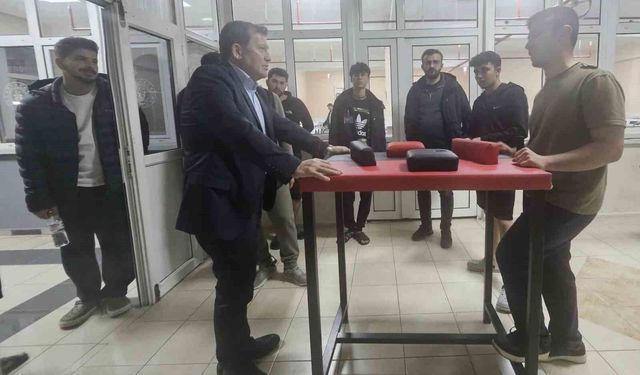 MÜDÜR KABAKCI ÖĞRENCİLERE MEYDAN OKUDU!