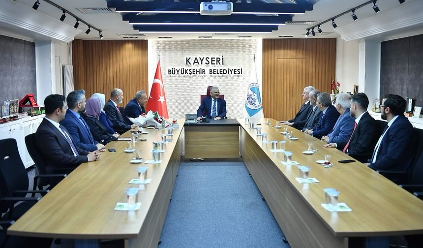 Başkan Büyükkılıç’a Anlamlı Ziyaretler
