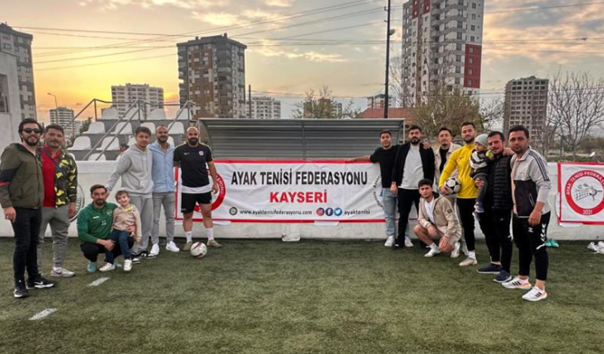 Kayseri’de Ayak Tenisi Turnuvası Heyecanı Sona Erdi